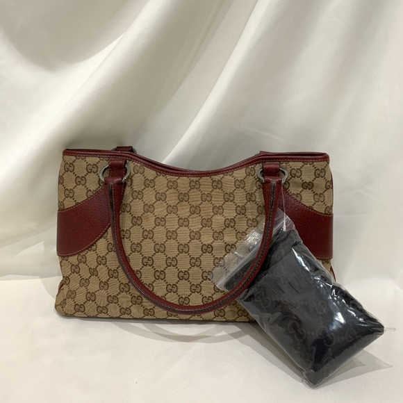 enjoyingthehunt - For fix payment - Gucci Brown Red GG Canvas Tote Sku#84019 - Picture 1 of 12